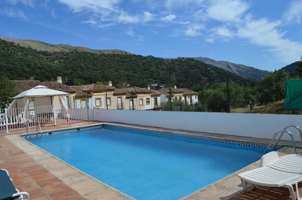 Villa Cristina Benaojan Exterior photo