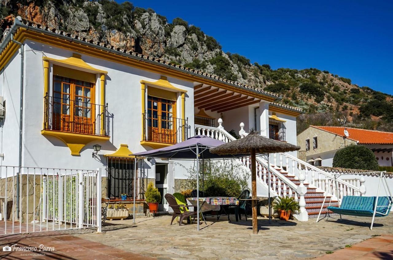 Villa Cristina Benaojan Exterior photo